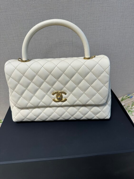 ココハンドル（ブランドバッグ）の商品画像 - 査定依頼日：2025年4月23日 - 最高査定価格：570,000円