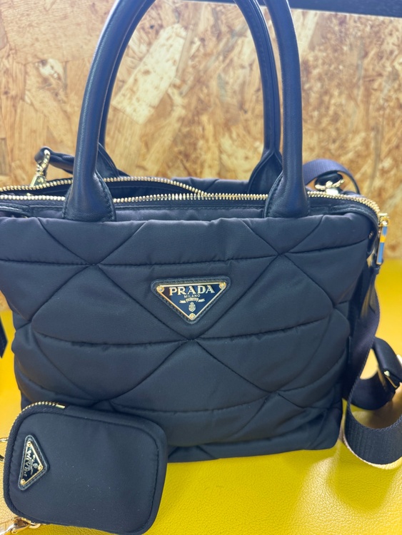 プラダ  （ブランドバッグ）の商品画像 - 査定依頼日：2026年4月29日 - 最高査定価格：210,000円