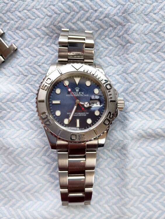 ロレックス ヨットマスター z75400（高級時計）の商品画像 - 査定依頼日：2025年5月15日 - 最高査定価格：1,650,000円