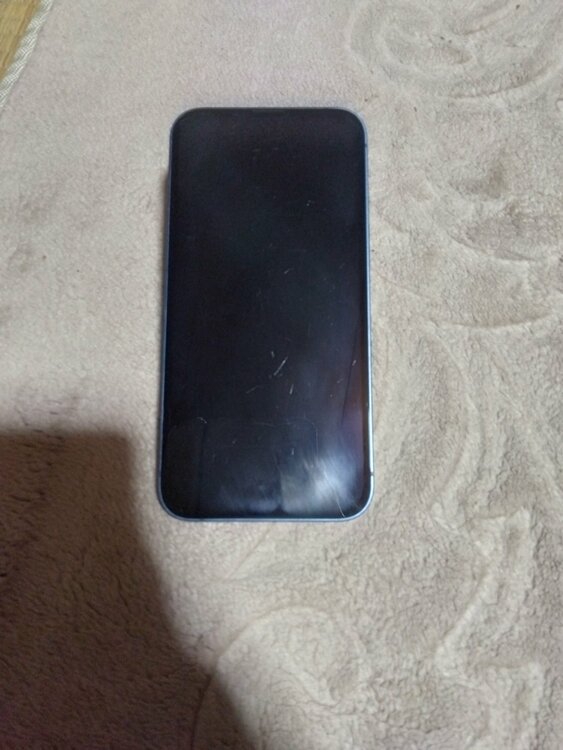 iPhone 13 128GB 楽天モバイル（スマホ）の商品画像 - 査定依頼日：2026年3月18日 - 最高査定価格：28,000円