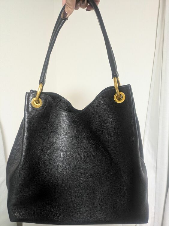 プラダ  （ブランドバッグ）の商品画像 - 査定依頼日：2025年10月26日 - 最高査定価格：110,000円