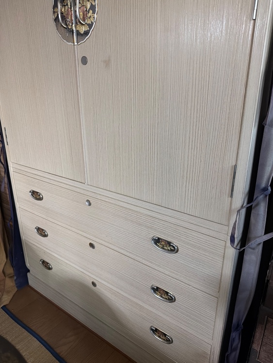 桐箪笥（美術品・骨董品）の商品画像 - 査定依頼日：2025年12月8日 - 最高査定価格：3,000円