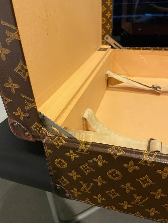 トランク（ブランドバッグ）の商品画像 - 査定依頼日：2025年8月12日 - 最高査定価格：1,000,000円