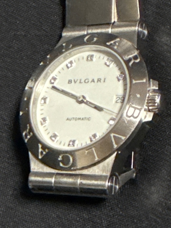 ディアゴノ　ダイヤ文字盤（高級時計）の商品画像 - 査定依頼日：2026年3月29日 - 最高査定価格：130,000円