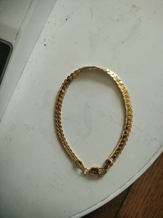 18kゴールドシルバーカラー（金・貴金属）の商品画像 - 査定依頼日：2025年8月9日 - 最高査定価格：999,999,999円