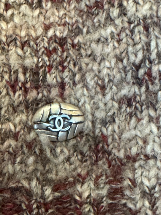 CHANELチュニックセーター（古着・ファッション）の商品画像 - 査定依頼日：2025年9月28日 - 最高査定価格：25,000円