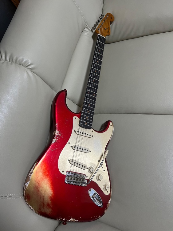 custom shop2023年製　ワンオフ品（ピアノ・楽器・PA機材）の商品画像 - 査定依頼日：2026年4月17日 - 最高査定価格：350,000円