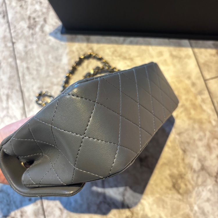 ミニマト　A69900 （ブランドバッグ）の商品画像 - 査定依頼日：2026年1月28日 - 最高査定価格：700,000円