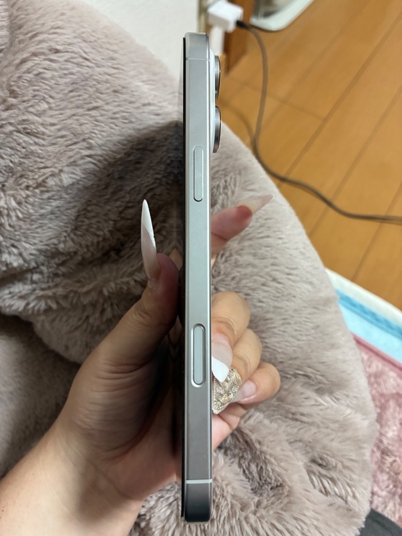 iPhone 16 Pro Max 256GB SIMフリー（スマホ）の商品画像 - 査定依頼日：2026年2月2日 - 最高査定価格：127,000円