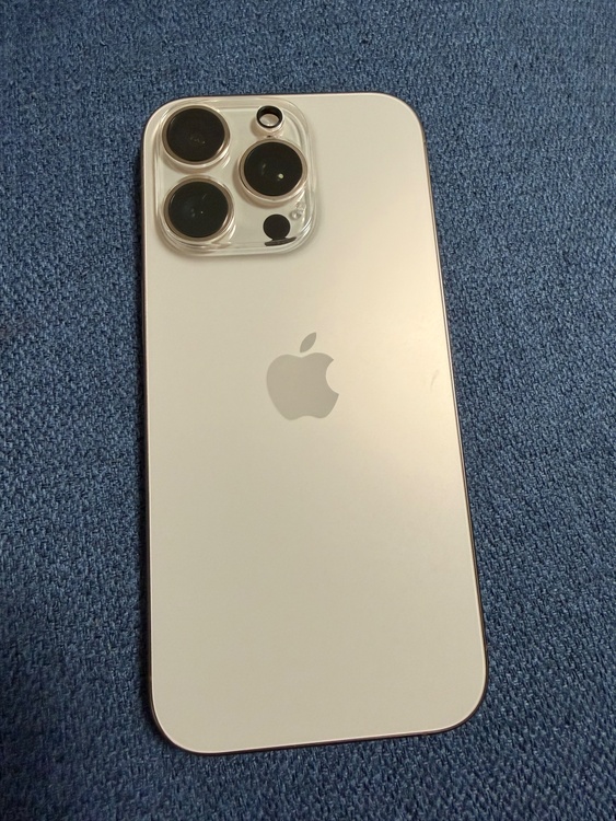 iPhone iPhone 16 Pro 256GB SIMフリー（スマホ）の商品画像 - 査定依頼日：2026年7月22日 - 最高査定価格：135,000円