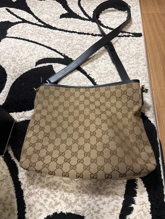 ショルダーバッグ（ブランドバッグ）の商品画像 - 査定依頼日：2025年12月9日 - 最高査定価格：100,000円