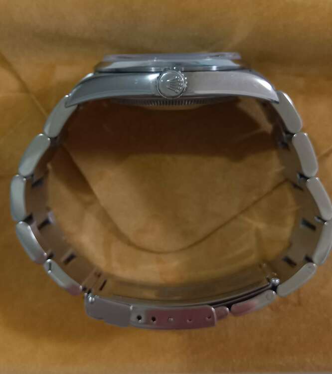 ロレックス エクスプローラー 114270（高級時計）の商品画像 - 査定依頼日：2025年5月4日 - 最高査定価格：820,000円