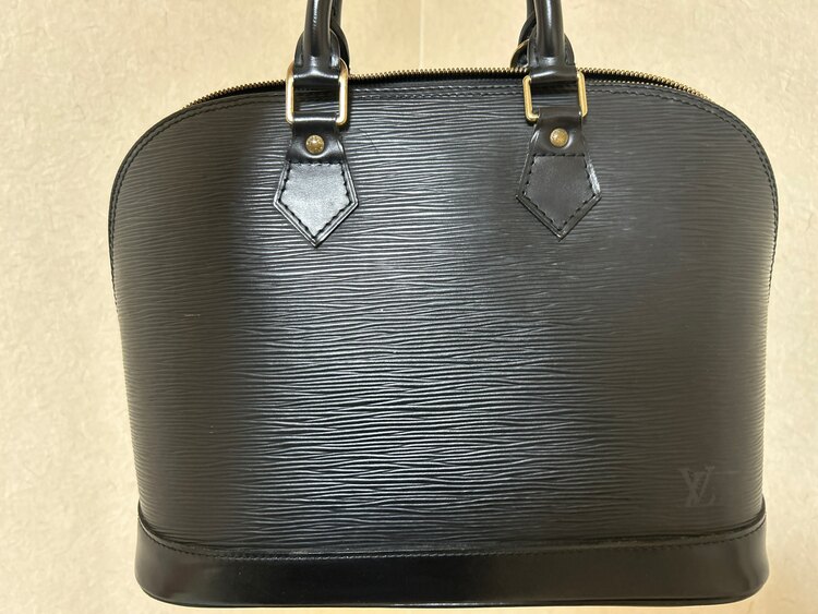 ルイヴィトン エピ （ブランドバッグ）の商品画像 - 査定依頼日：2025年4月25日 - 最高査定価格：70,000円