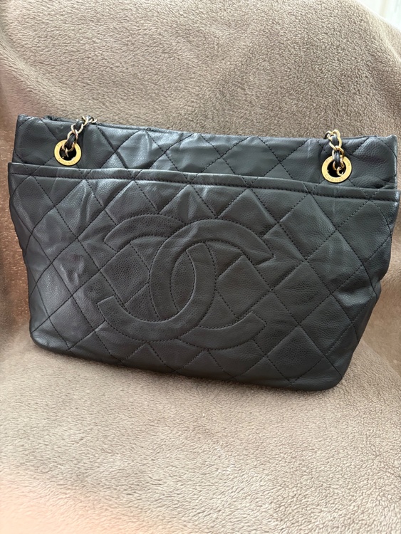 シャネル キャビアスキン マトラッセ GST（ブランドバッグ）の商品画像 - 査定依頼日：2026年4月28日 - 最高査定価格：225,000円