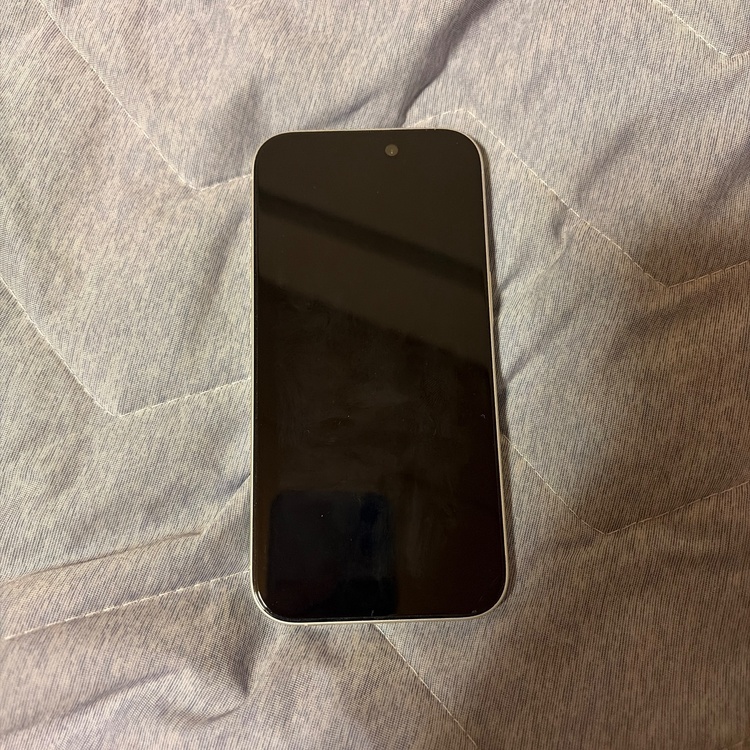iPhone iPhone 16 128GB SIMフリー（スマホ）の商品画像 - 査定依頼日：2026年8月28日 - 最高査定価格：89,000円