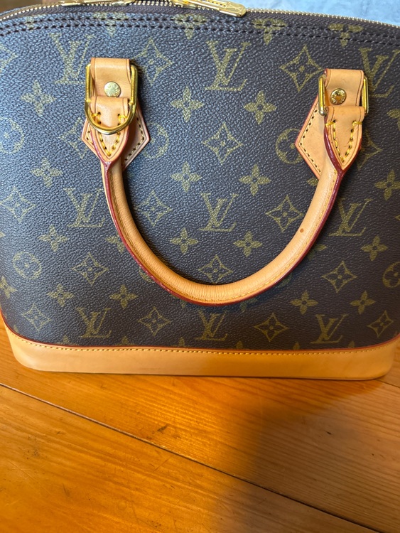 ルイヴィトン アルマ （ブランドバッグ）の商品画像 - 査定依頼日：2025年7月24日 - 最高査定価格：100,000円