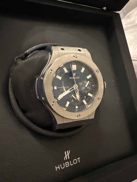 ウブロ ビックバン 142585（高級時計）の商品画像 - 査定依頼日：2025年9月14日 - 最高査定価格：730,000円