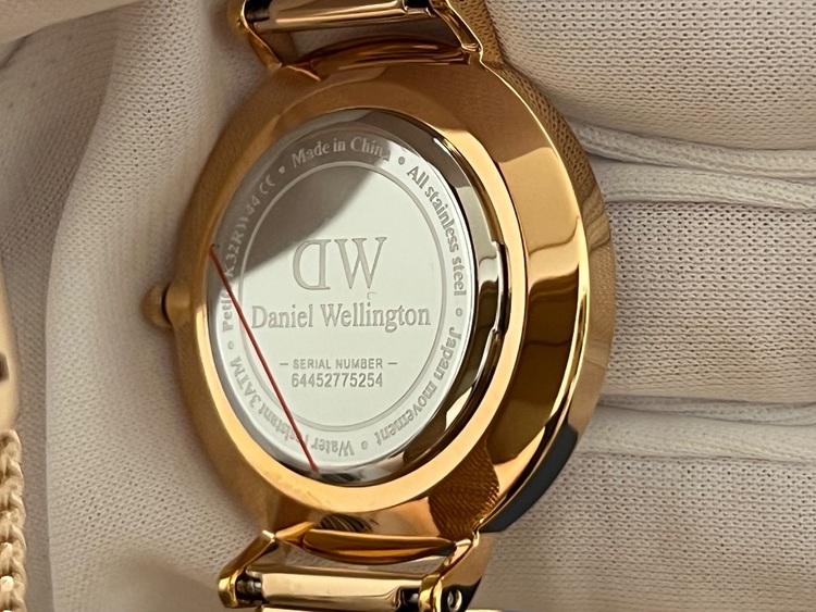 その他 その他 DW0010016（高級時計）の商品画像 - 査定依頼日：2025年9月29日 - 最高査定価格：2,000円