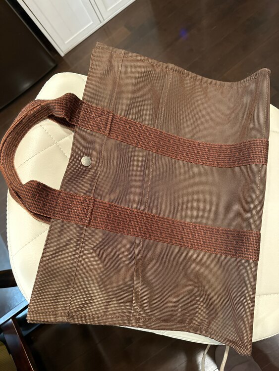 エールラインMM ブラウン（ブランドバッグ）の商品画像 - 査定依頼日：2025年4月15日 - 最高査定価格：15,000円