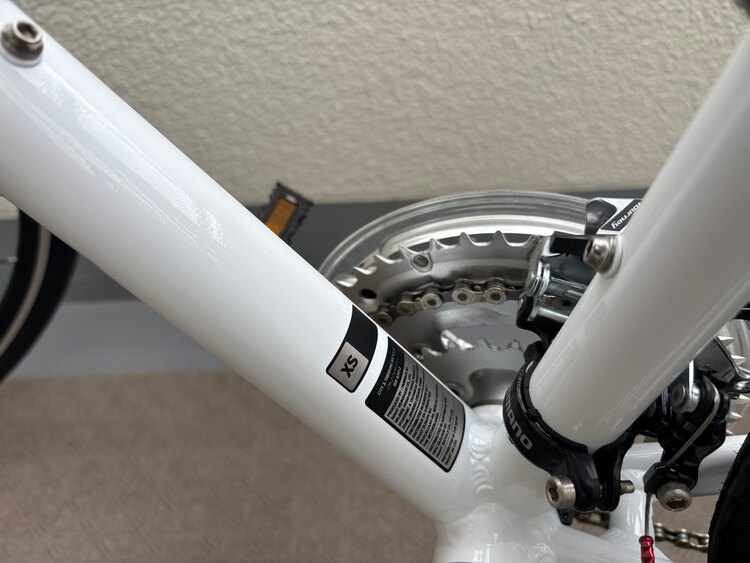 ジャイアント　エスケープＲ３（自転車）の商品画像 - 査定依頼日：2025年3月24日 - 最高査定価格：14,000円