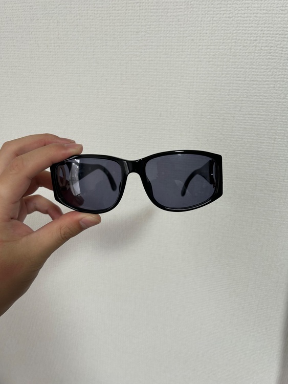 CHANEL シャネル ココマーク サングラス 02461 94305 アイウェ（古着・ファッション）の商品画像 - 査定依頼日：2026年6月21日 - 最高査定価格：10,000円