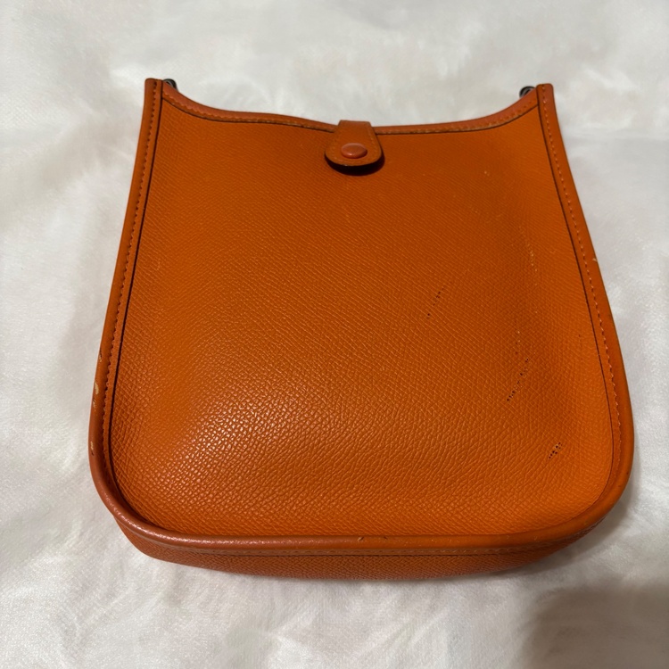 エルメス エブリン （ブランドバッグ）の商品画像 - 査定依頼日：2026年3月5日 - 最高査定価格：300,000円