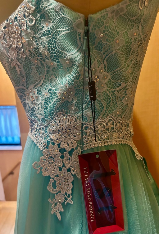 カラードレス（古着・ファッション）の商品画像 - 査定依頼日：2025年11月15日 - 最高査定価格：2,000円