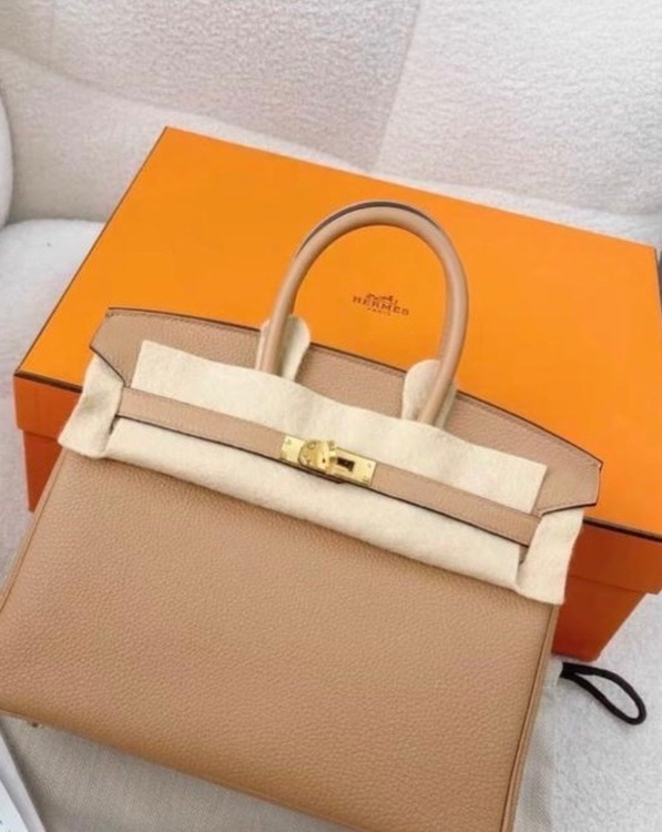 エルメス バーキン （ブランドバッグ）の商品画像 - 査定依頼日：2025年8月20日 - 最高査定価格：3,000,000円