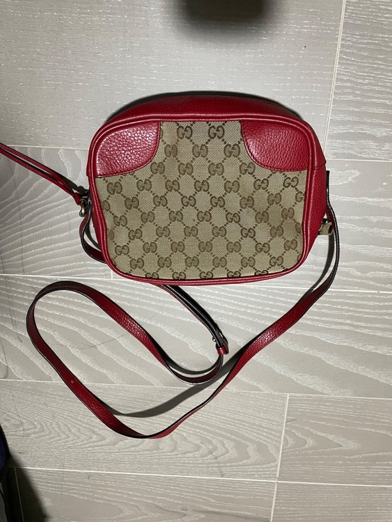 ショルダーバッグ（古着・ファッション）の商品画像 - 査定依頼日：2025年10月10日 - 最高査定価格：15,000円