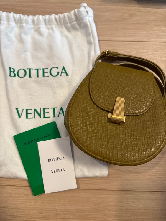 パルメラートベルトバッグ（ブランドバッグ）の商品画像 - 査定依頼日：2025年12月8日 - 最高査定価格：70,000円