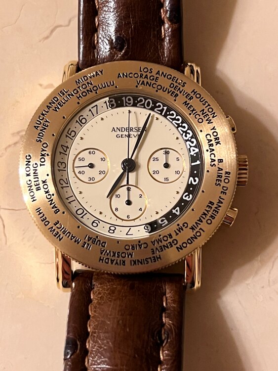 アンデルセンジュネーブ　ワールドタイムクロノグラフ（高級時計）の商品画像 - 査定依頼日：2025年3月28日 - 最高査定価格：1,400,000円