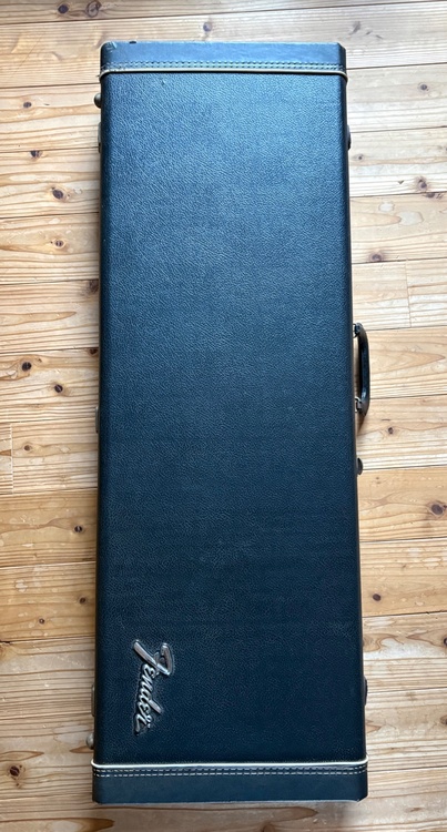 Fender 1977製 Telecaster（ピアノ・楽器・PA機材）の商品画像 - 査定依頼日：2026年4月9日 - 最高査定価格：436,000円