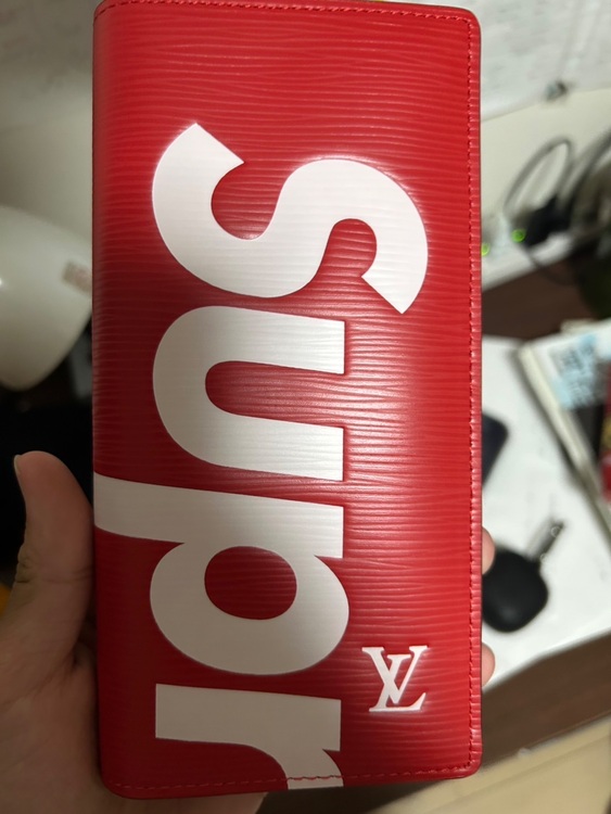 その他 Supreme （ブランドバッグ）の商品画像 - 査定依頼日：2025年7月9日 - 最高査定価格：999円