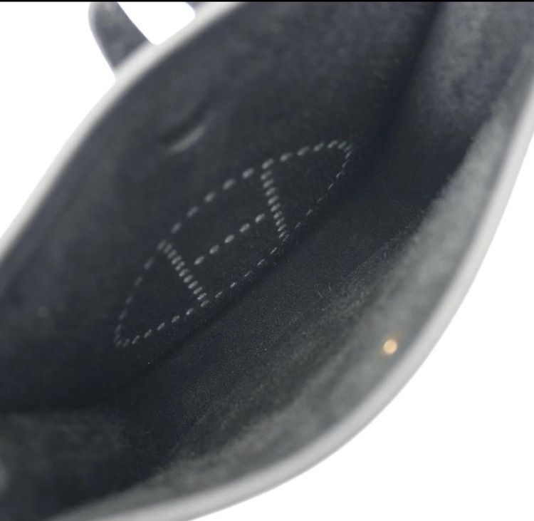 エブリンミニTPM（ブランドバッグ）の商品画像 - 査定依頼日：2025年12月13日 - 最高査定価格：360,000円