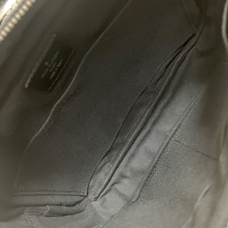 ダミエグラフィット　アンブレール　N41289（ブランドバッグ）の商品画像 - 査定依頼日：2026年1月10日 - 最高査定価格：90,000円