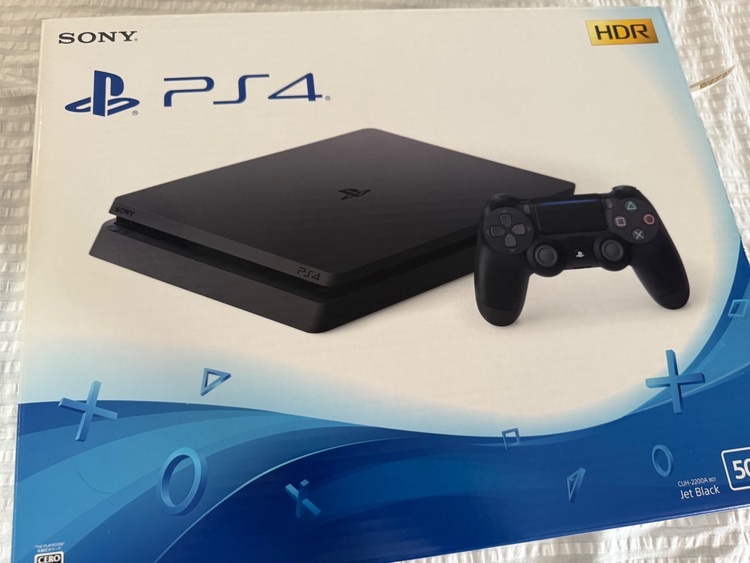 PlayStation 4 ジェット・ブラック 500GB（ゲーム機本体・ゲームソフト）の商品画像 - 査定依頼日：2025年9月20日 - 最高査定価格：19,000円
