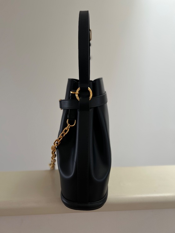 ディオール  （ブランドバッグ）の商品画像 - 査定依頼日：2025年10月12日 - 最高査定価格：250,000円