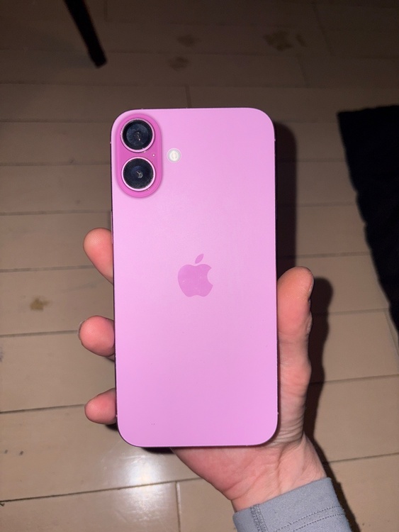iPhone iPhone 16 Plus 512GB SIMフリー（スマホ）の商品画像 - 査定依頼日：2026年9月11日 - 最高査定価格：59,000円