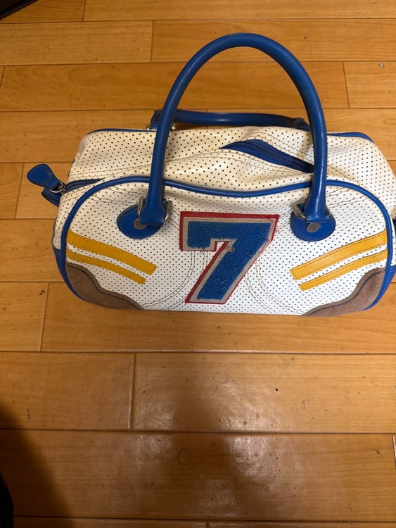 スポーツバック（セカンドバックタイプ）（古着・ファッション）の商品画像 - 査定依頼日：2026年9月23日 - 最高査定価格：100,000円