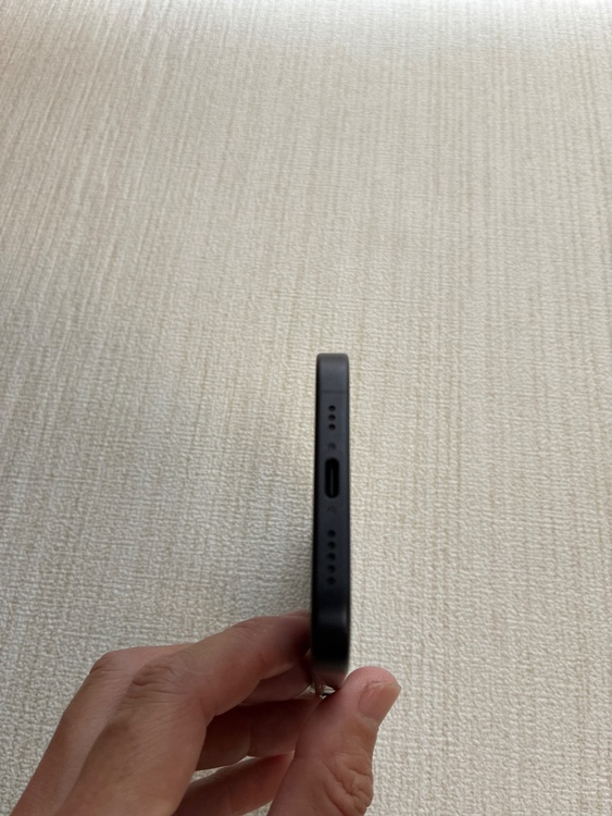 iPhone iPhone 16 256GB SIMフリー（スマホ）の商品画像 - 査定依頼日：2026年9月27日 - 最高査定価格：96,000円