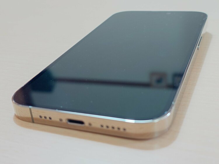 iPhone 14 Pro 128GB au（スマホ）の商品画像 - 査定依頼日：2026年5月5日 - 最高査定価格：70,000円