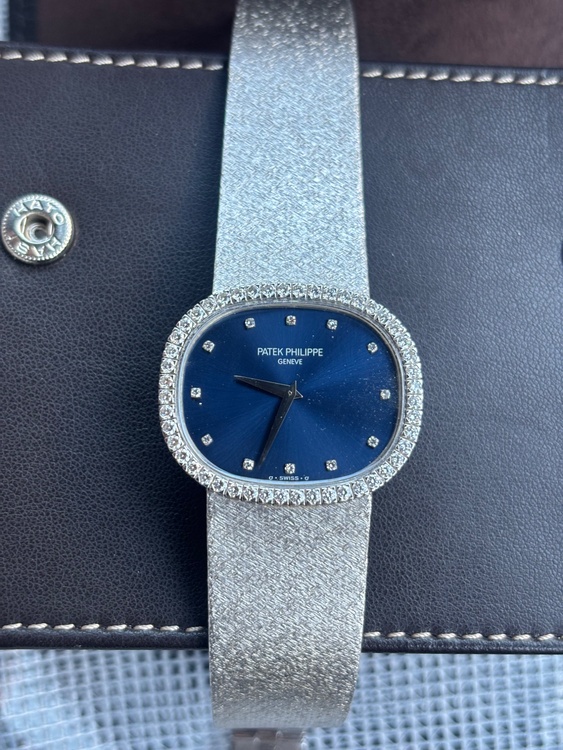 パテックフィリップGENEVE（高級時計）の商品画像 - 査定依頼日：2026年5月16日 - 最高査定価格：3,000,000円