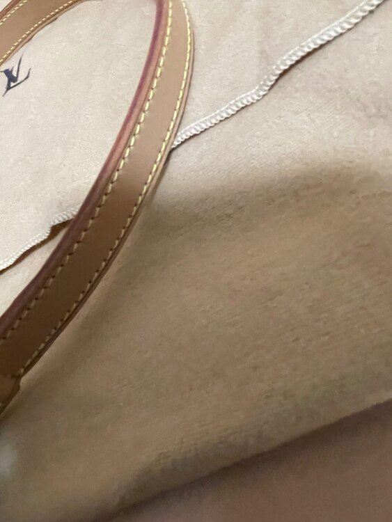 ミュゼットタンゴ（ブランドバッグ）の商品画像 - 査定依頼日：2024年12月25日 - 最高査定価格：60,000円