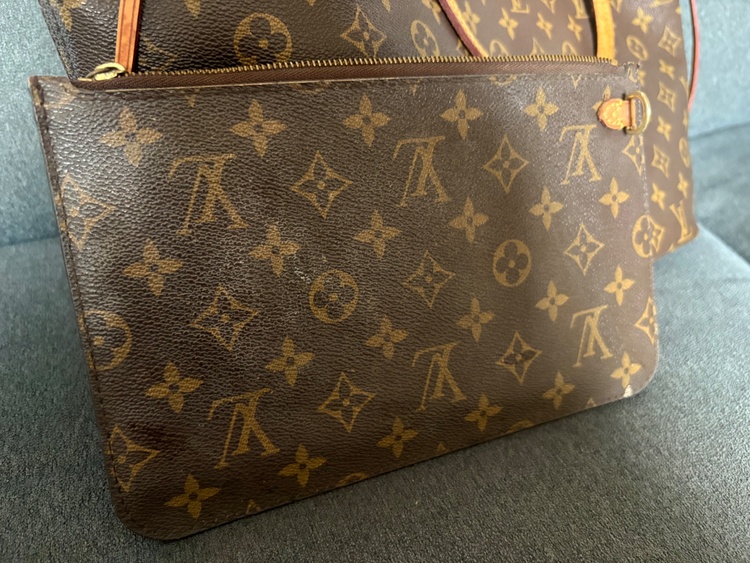 ルイヴィトン ネヴァーフル （ブランドバッグ）の商品画像 - 査定依頼日：2026年4月7日 - 最高査定価格：155,000円