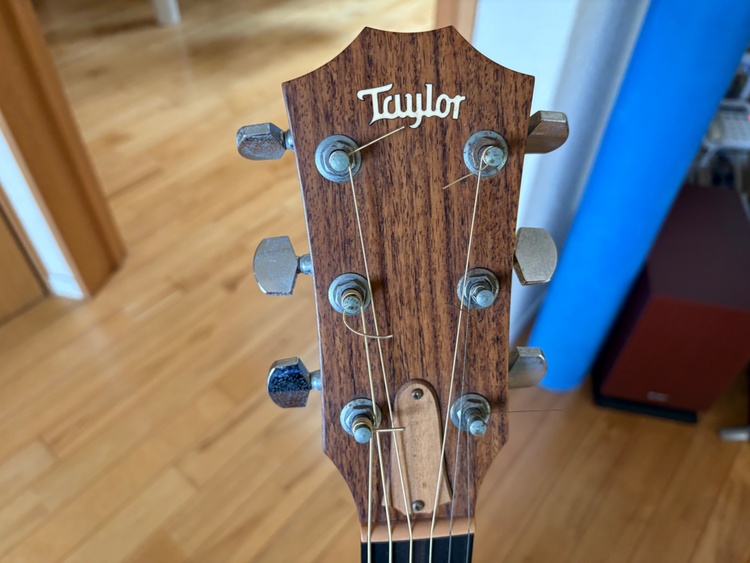 Taylor 312ce NAT（ピアノ・楽器・PA機材）の商品画像 - 査定依頼日：2026年8月8日 - 最高査定価格：120,000円