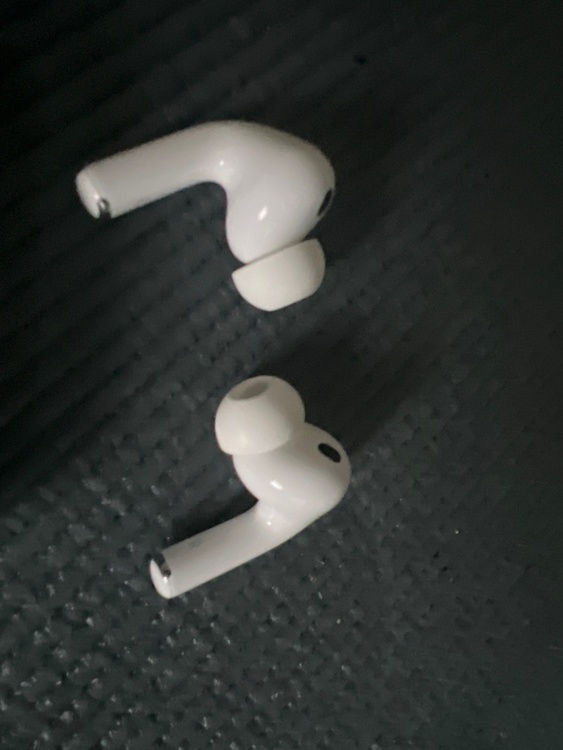 AirPods Pro3（オーディオ・スピーカー）の商品画像 - 査定依頼日：2026年7月4日 - 最高査定価格：15,500円
