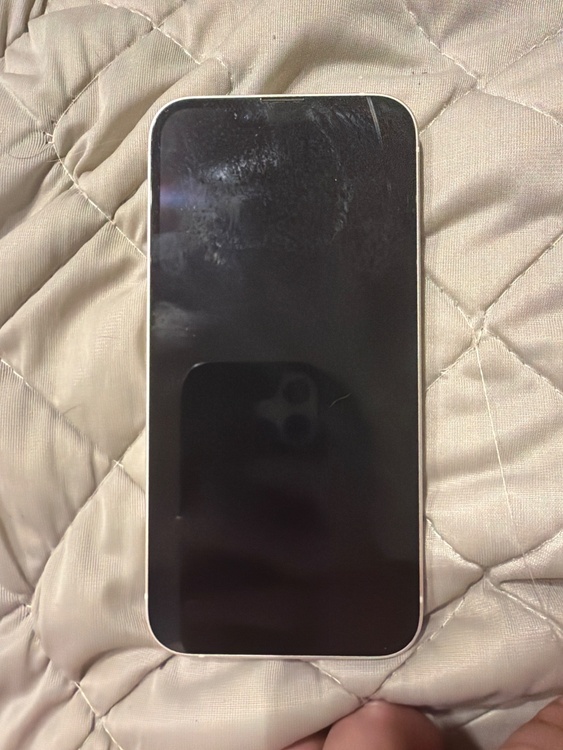 iPhone14（スマホ）の商品画像 - 査定依頼日：2026年8月18日 - 最高査定価格：36,000円