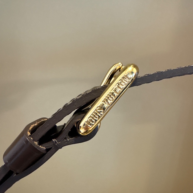 ルイヴィトン ダミエ （ブランドバッグ）の商品画像 - 査定依頼日：2026年4月7日 - 最高査定価格：150,000円