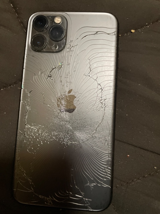 iPhone11 Pro 256GB SIMフリー（スマホ）の商品画像 - 査定依頼日：2026年4月8日 - 最高査定価格：21,000円