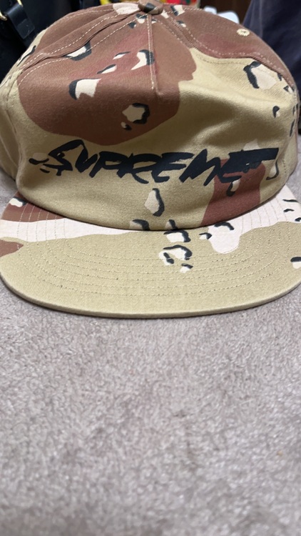 FUTURA LOGO 5 PANEL（古着・ファッション）の商品画像 - 査定依頼日：2025年8月14日 - 最高査定価格：100,000円